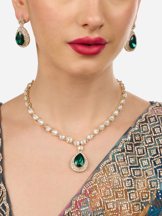 Zaveri Pearls Set